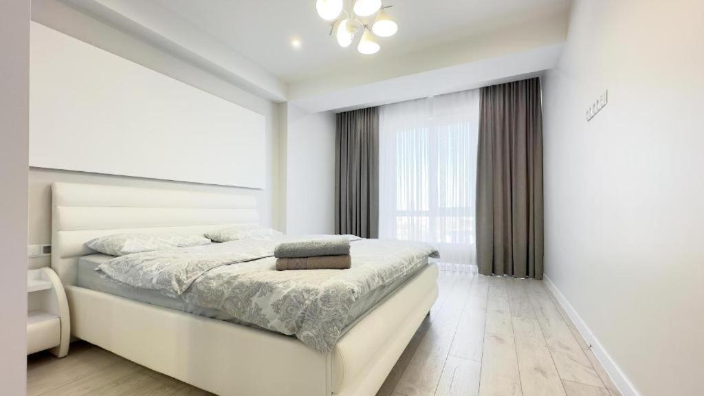 Glass New Apartments Ultracentral Chişinău Extérieur photo